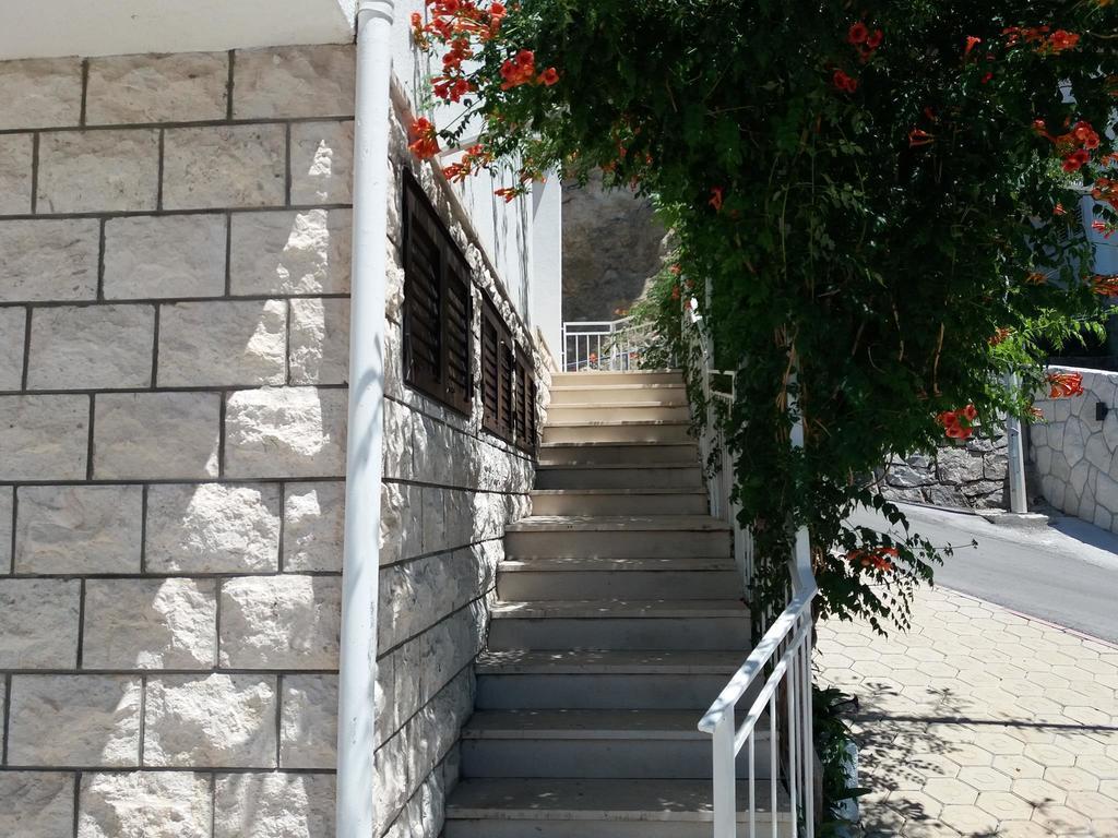 Apartments Jakovic Brela Exterior foto